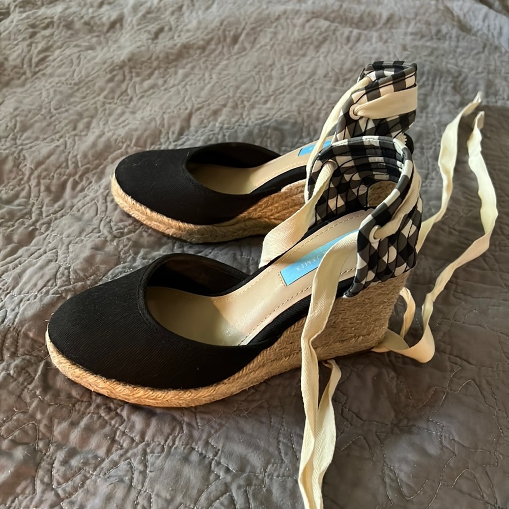 NEVER WORN Draper, James Espirdrilles, adorable size 6 1/2